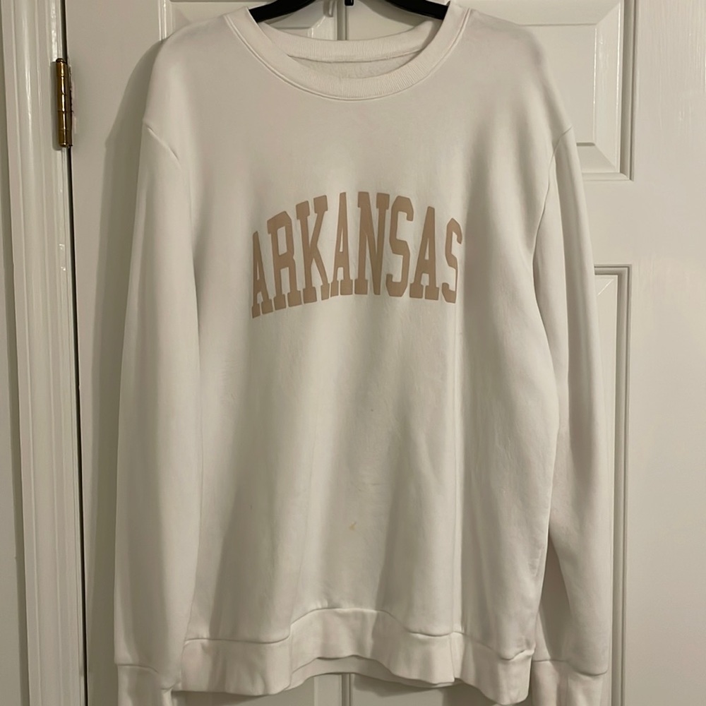 Charlie Southern “Arkansas” sweatshirt. Size XL, off white/cream.